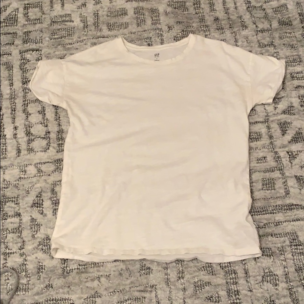 Gap T-shirt